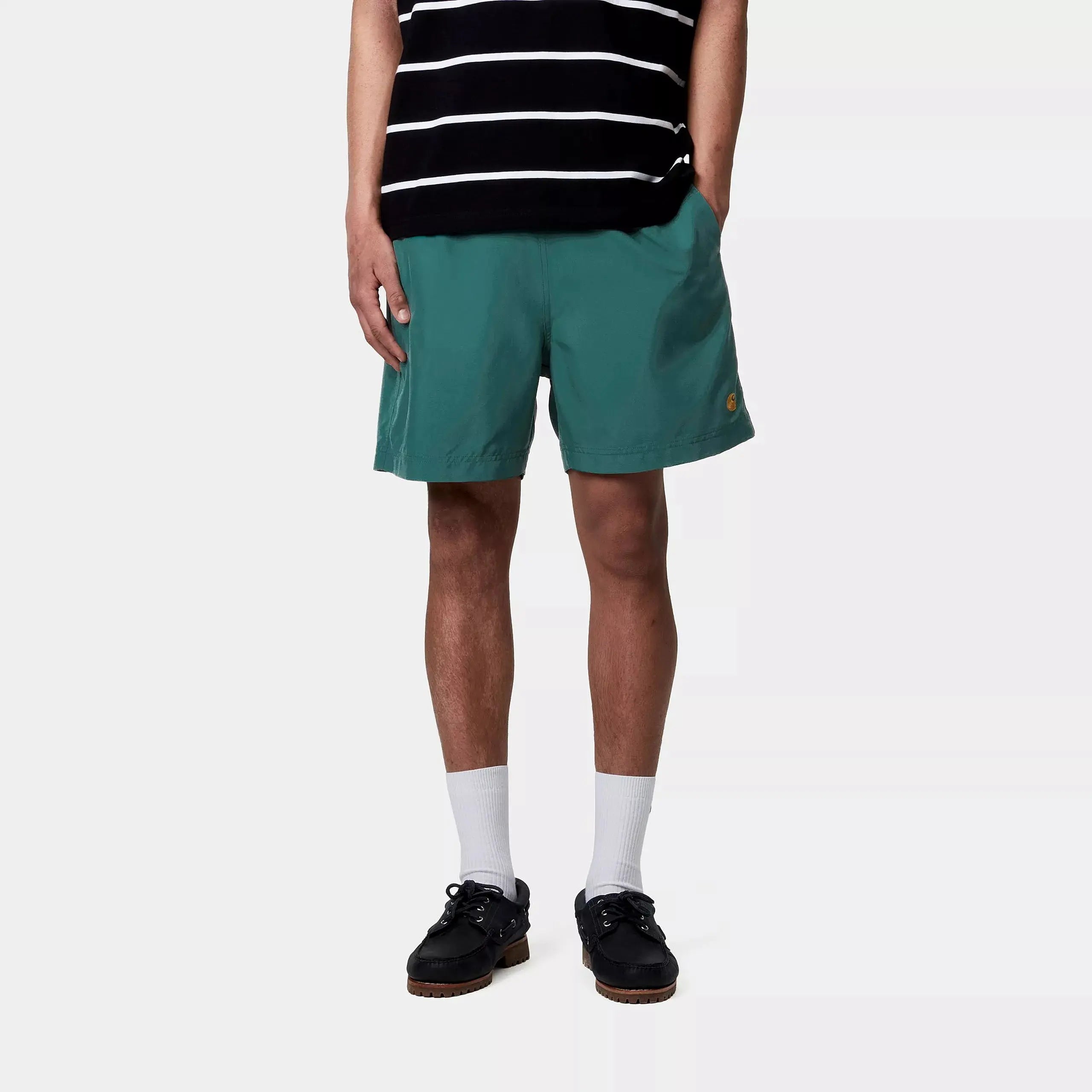 CARHARTT WIP - SHORT DE BAIN CHASE - RAINFOREST - Klubb