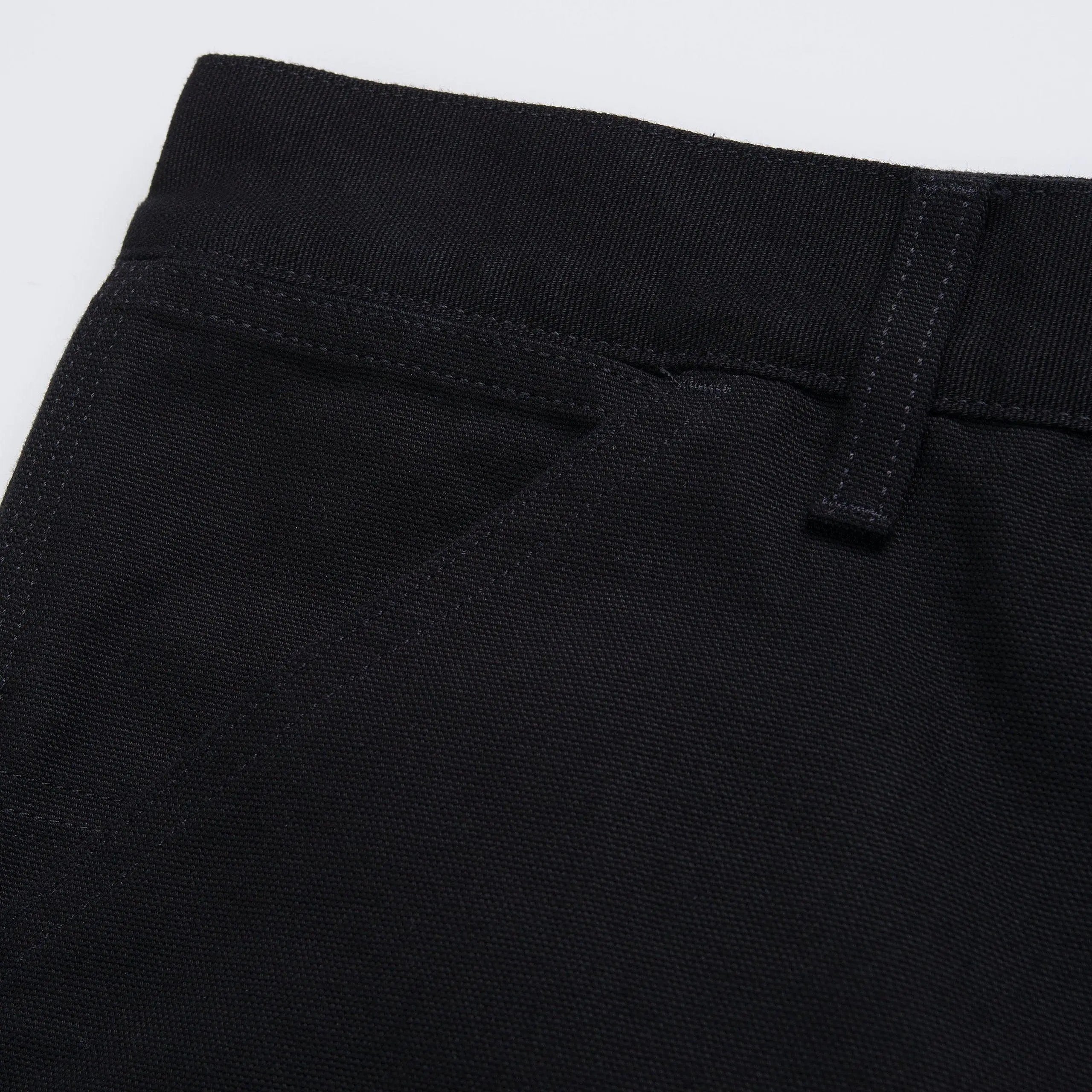 SHORT SINGLE KNEE - BLACK RINSED