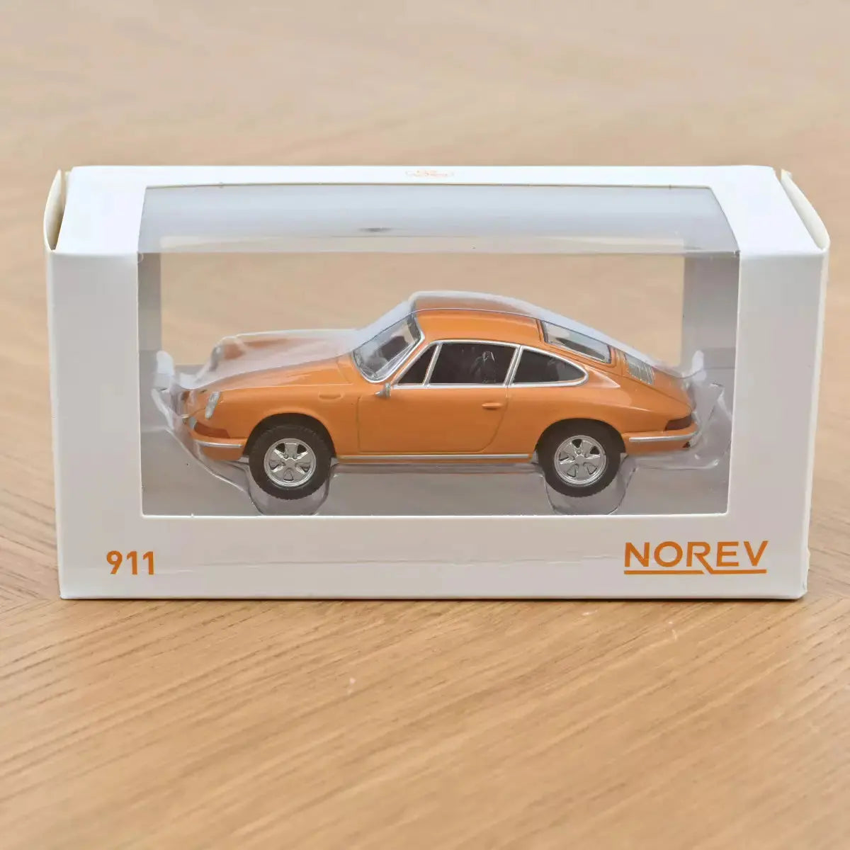 PORSCHE 911 1969 JAUNE - 1/43 NOREV -  Klubb