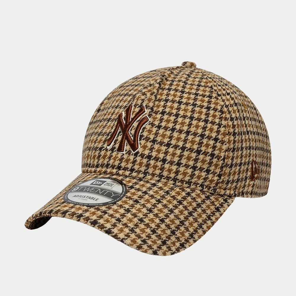 Casquette 9Twenty A-Frame New York Yankees Check beige New Era - trois-quarts avant, logo NY brodé brun sur pied-de-poule