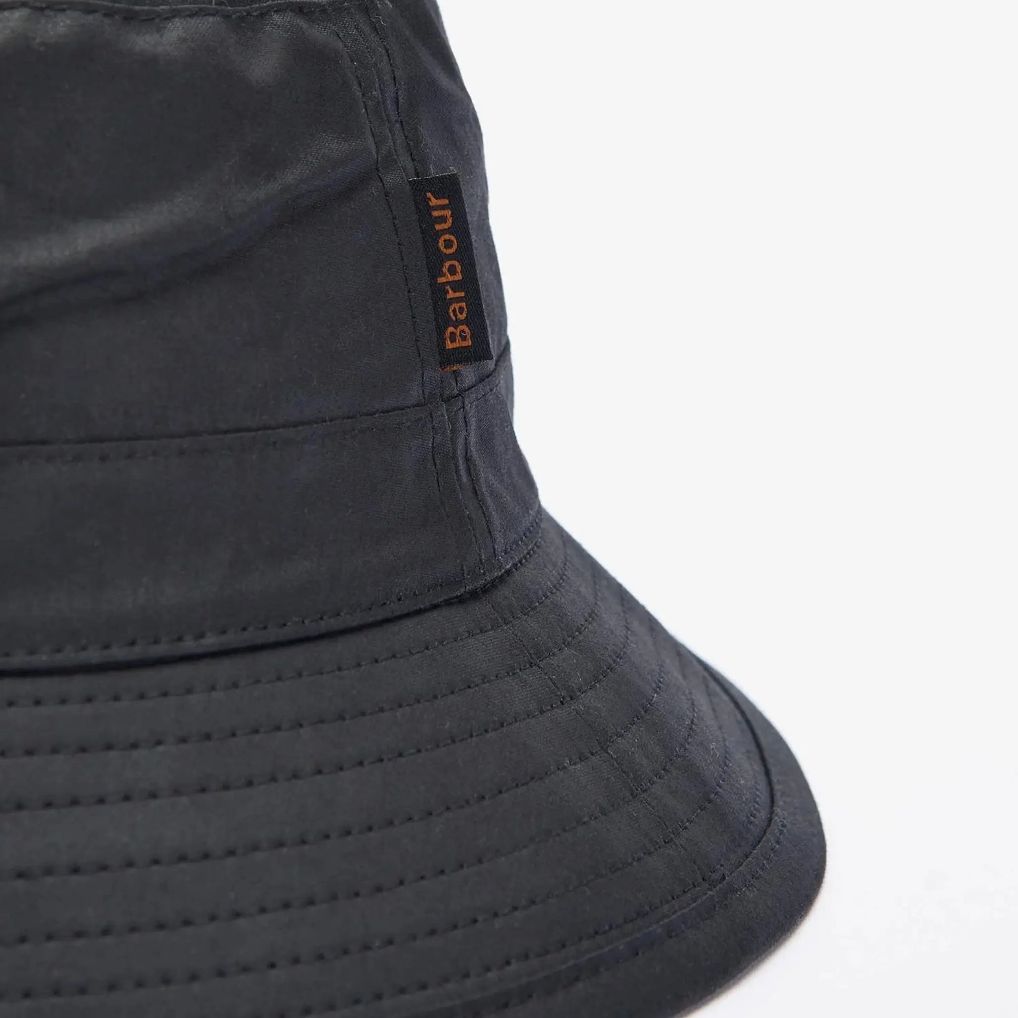 BOB WAX BUCKET - NOIR BARBOUR -  Klubb