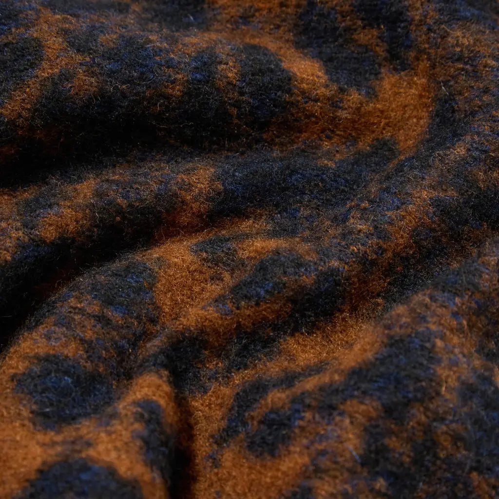 UNIVERSAL WORKS -  CARDIGAN LÉOPARD NAVY & BROWN -  Klubb