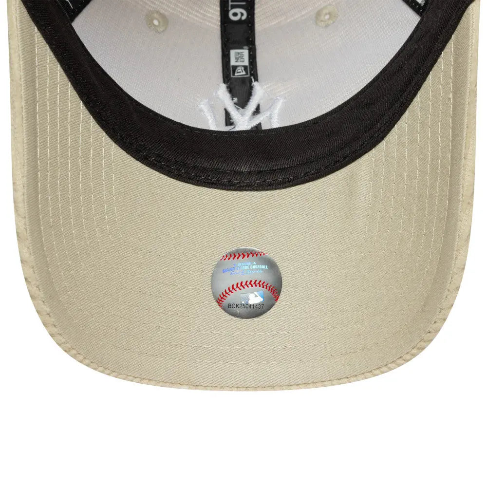 NEW ERA -  CASQUETTE 9TWENTY NEW YORK VELOURS BEIGE -  Klubb