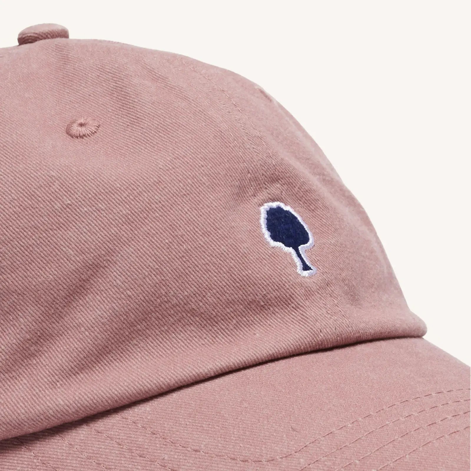 Casquette Faguo rose grisé vue trois quarts