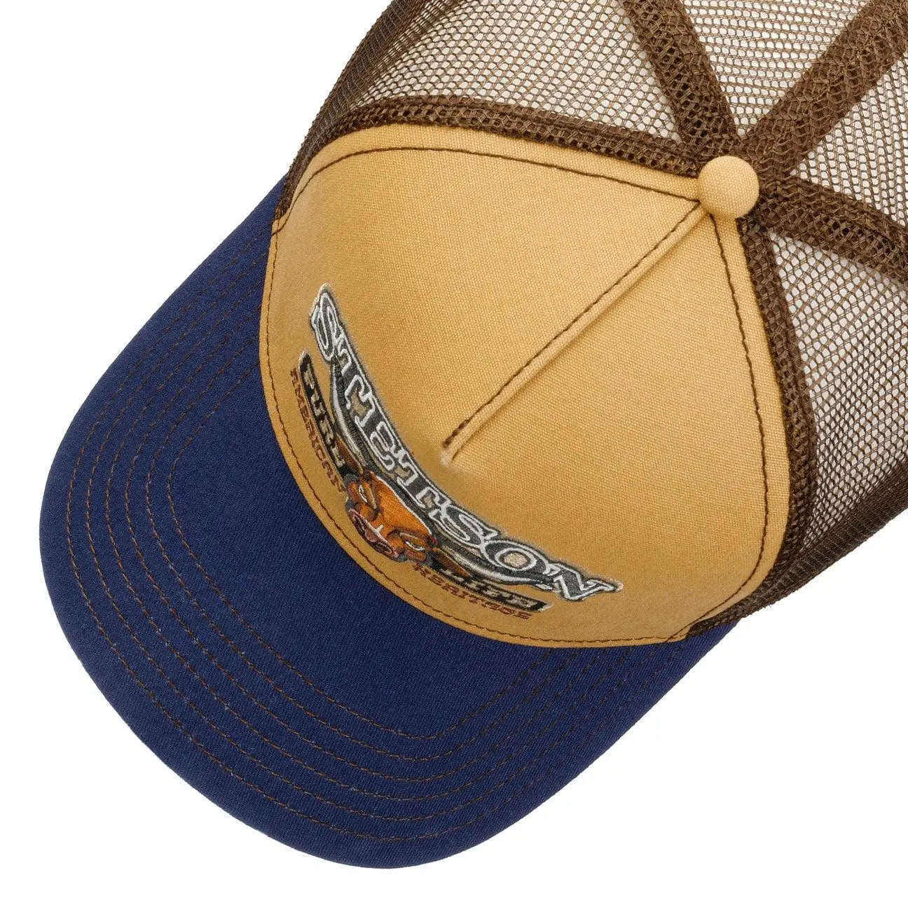 CASQUETTE TRUCKER BULL