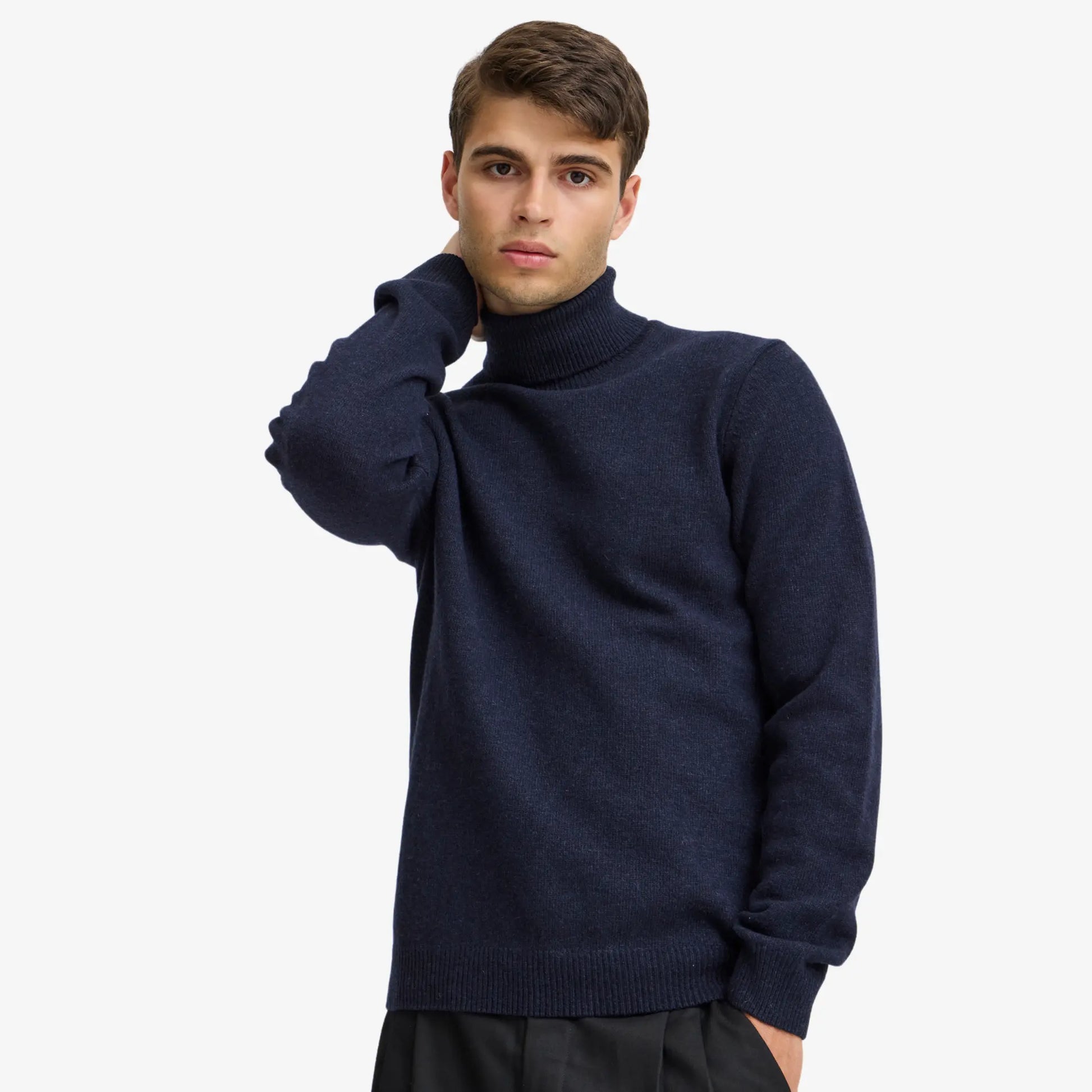 COL ROULÉ - NAVY CASUAL FRIDAY -  Klubb