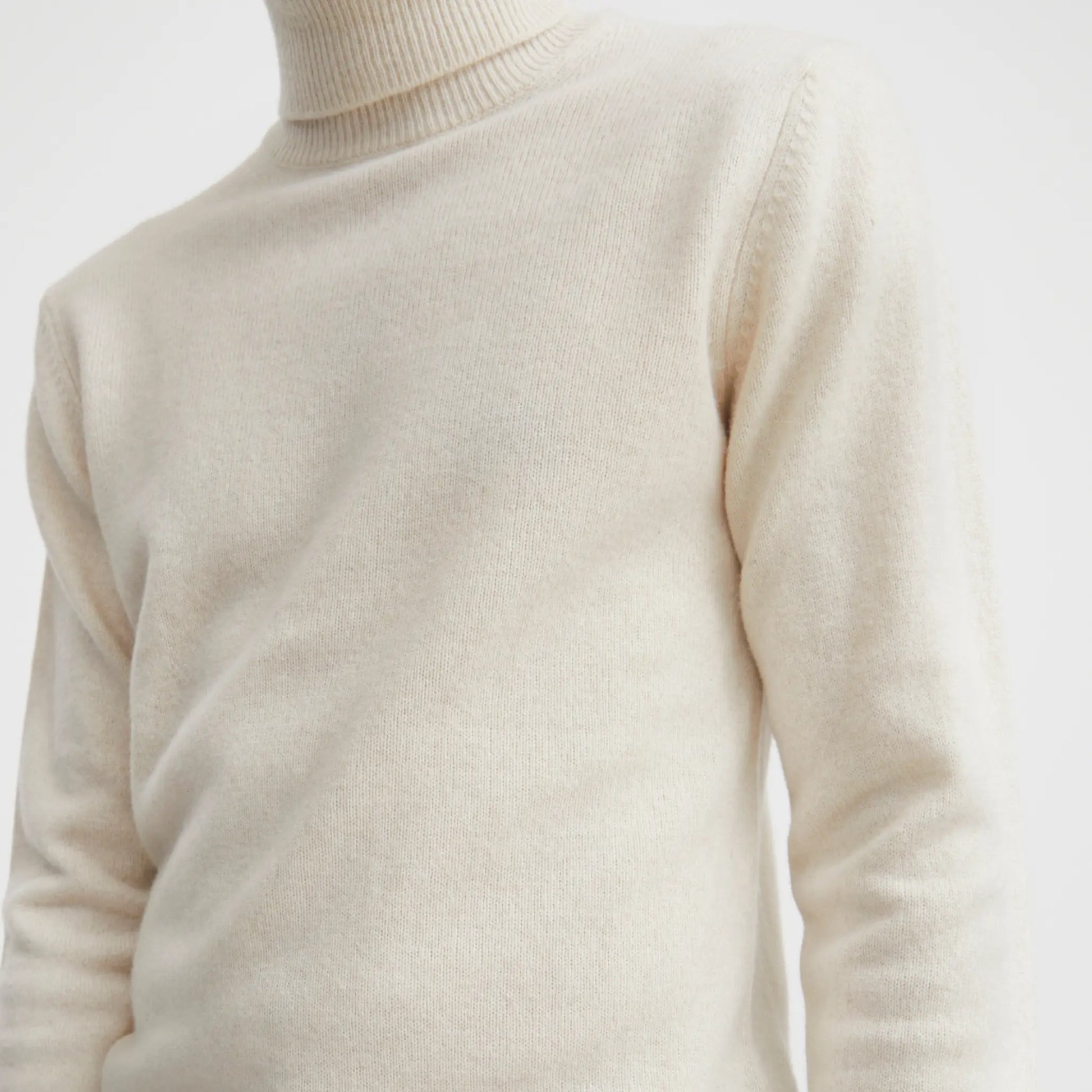 COL ROULÉ - ÉCRU CASUAL FRIDAY -  Klubb
