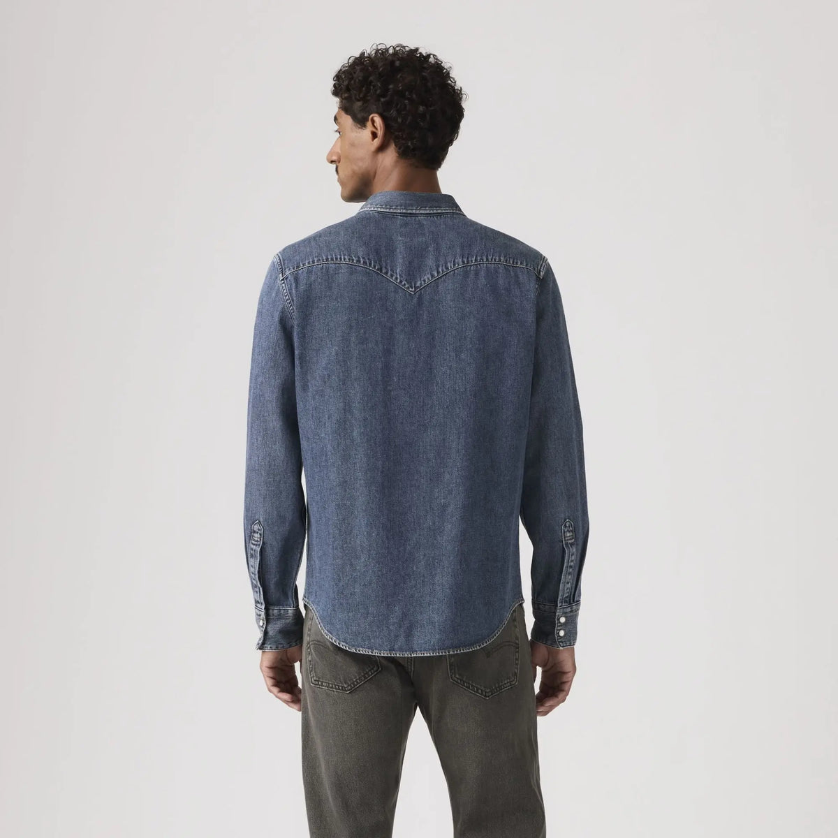 Chemise Western Barstow Levi's Solucell Western vue de dos : empiècement en pointe et ourlet arrondi