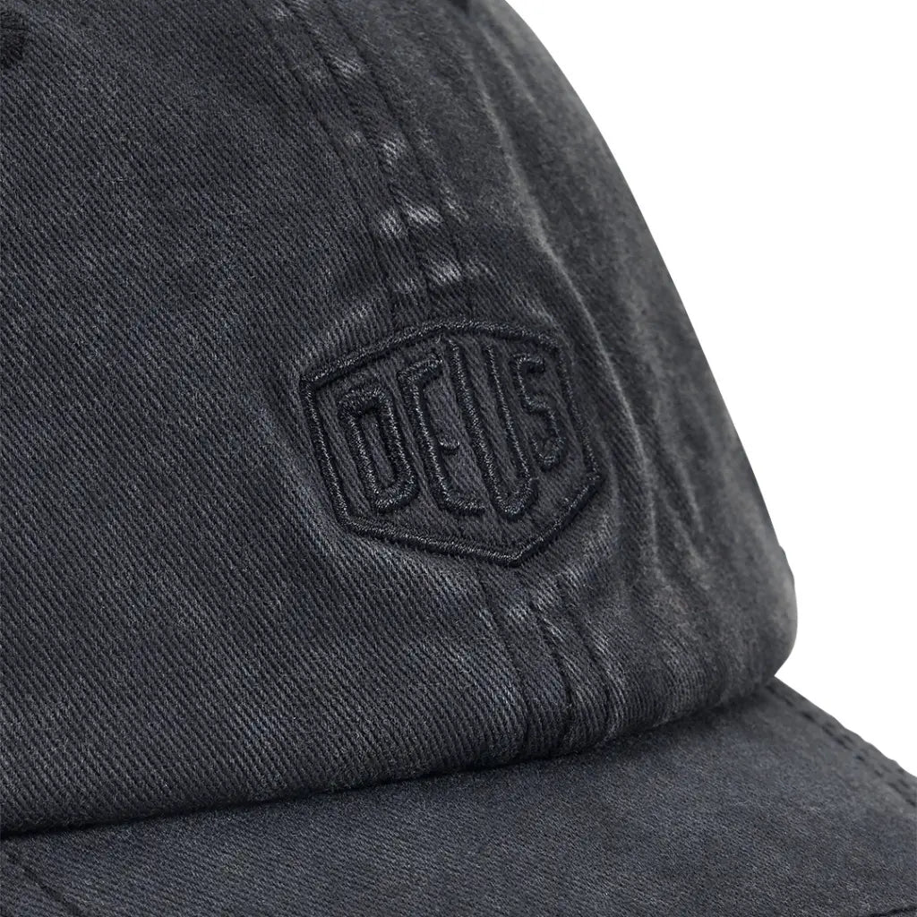 DEUS EX MACHINA -  GARMENT DYED DAD CAP BLACK -  Klubb
