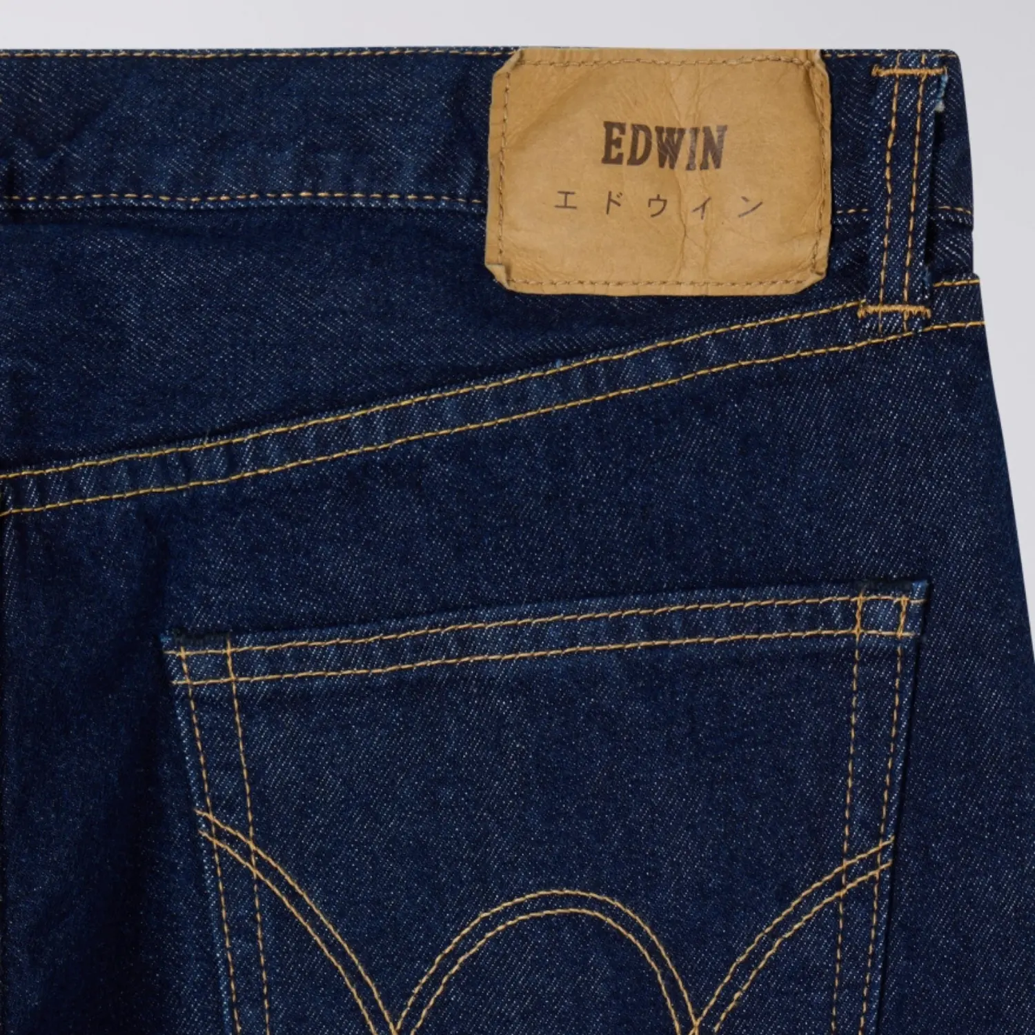 JEAN RAGULAR TAPERED - BLUE RINSED