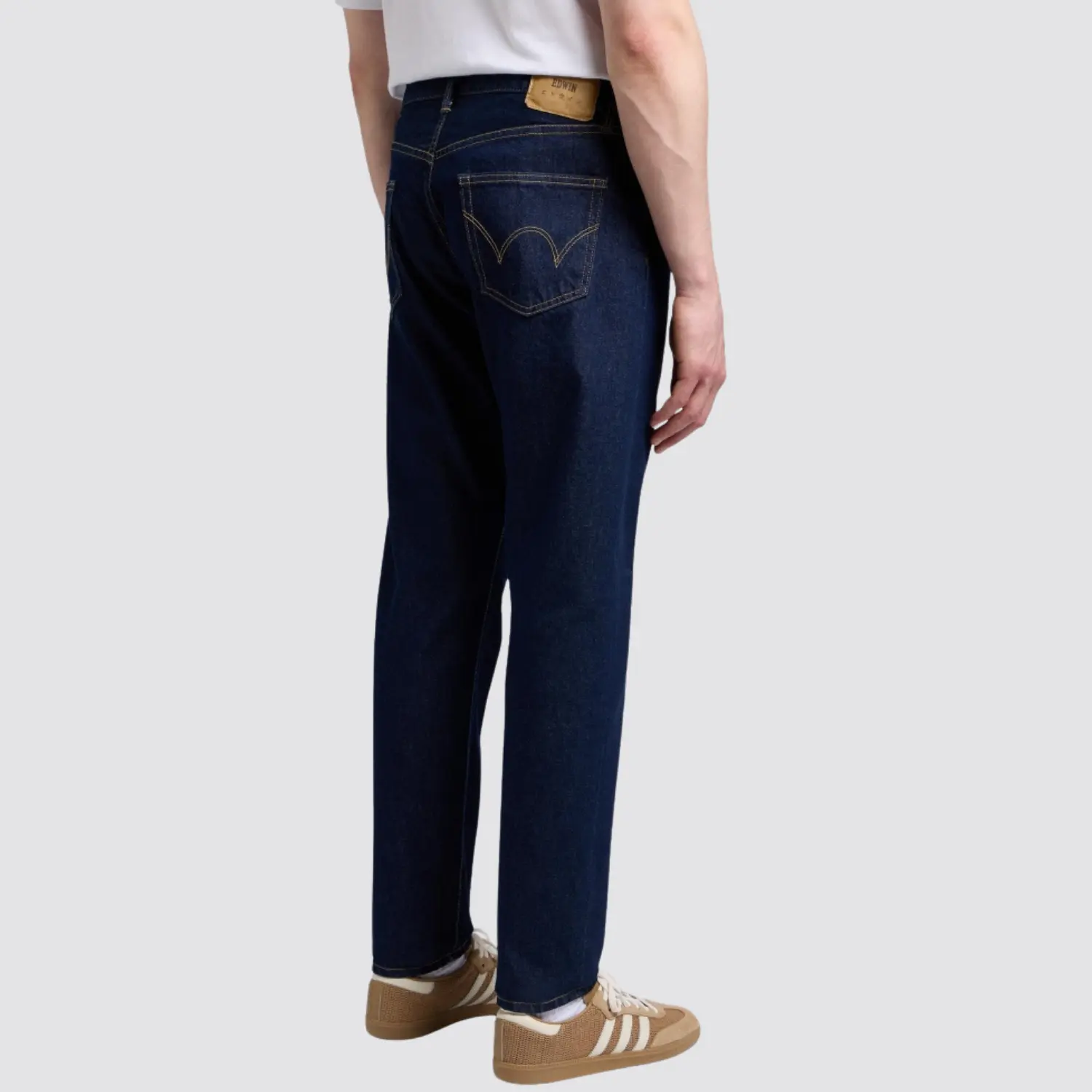 JEAN RAGULAR TAPERED - BLUE RINSED