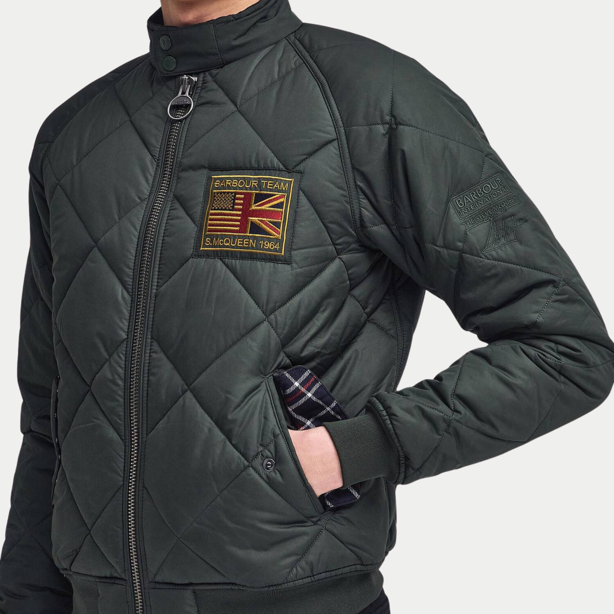 Poche passepoilée doublée tartan et patch Steve McQueen Collection sur la manche du blouson Merchant Sage