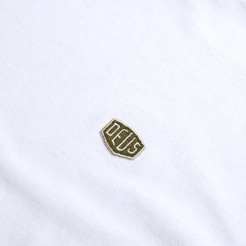 DEUS EX MACHINA -  T-SHIRT SHIELD BLANC -  Klubb