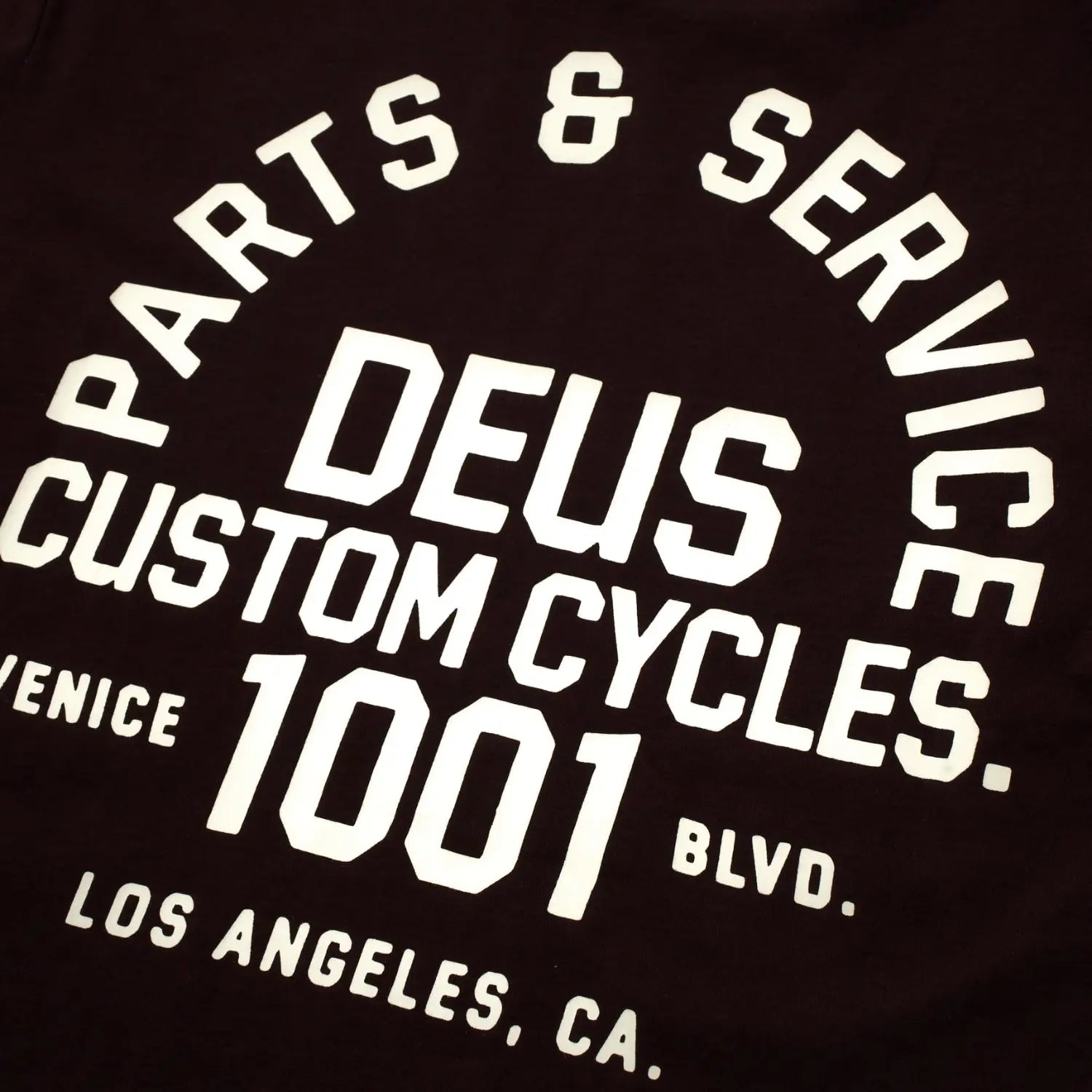 DEUS EX MACHINA -  T-SHIRT TROOP -  Klubb