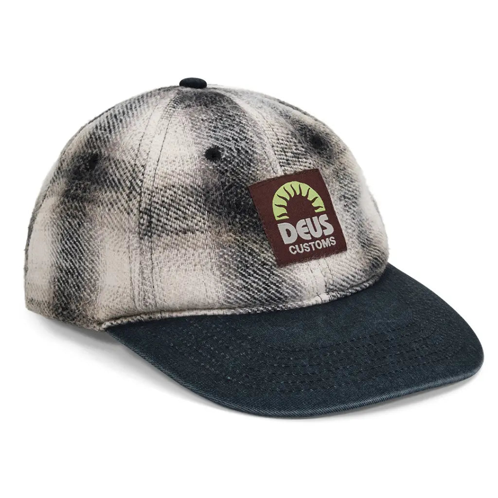 DEUS EX MACHINA -  VACAY CHECK CAP WHITE -  Klubb