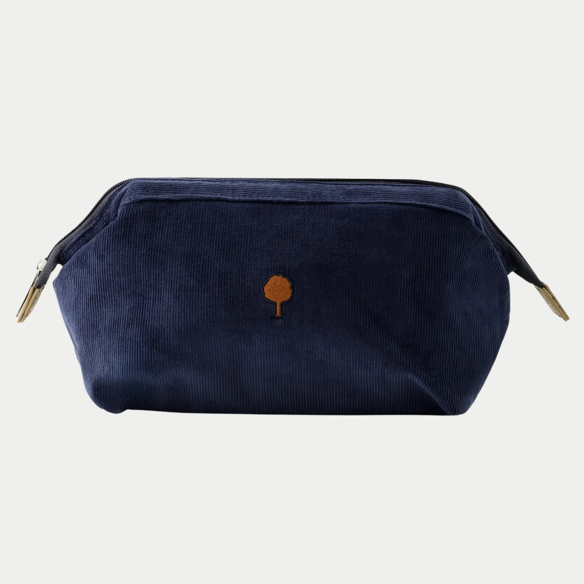 Trousse de toilette Faguo en velours côtelé bleu marine, vue de face fermée, arbre brodé orange au centre