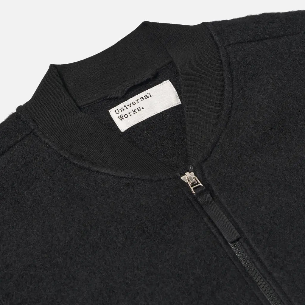 UNIVERSAL WORKS -  ZIP WAISTCOAT BLACK -  Klubb