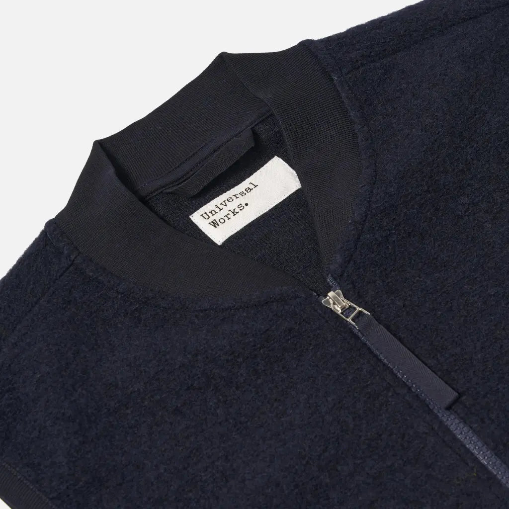 UNIVERSAL WORKS -  ZIP WAISTCOAT NAVY -  Klubb