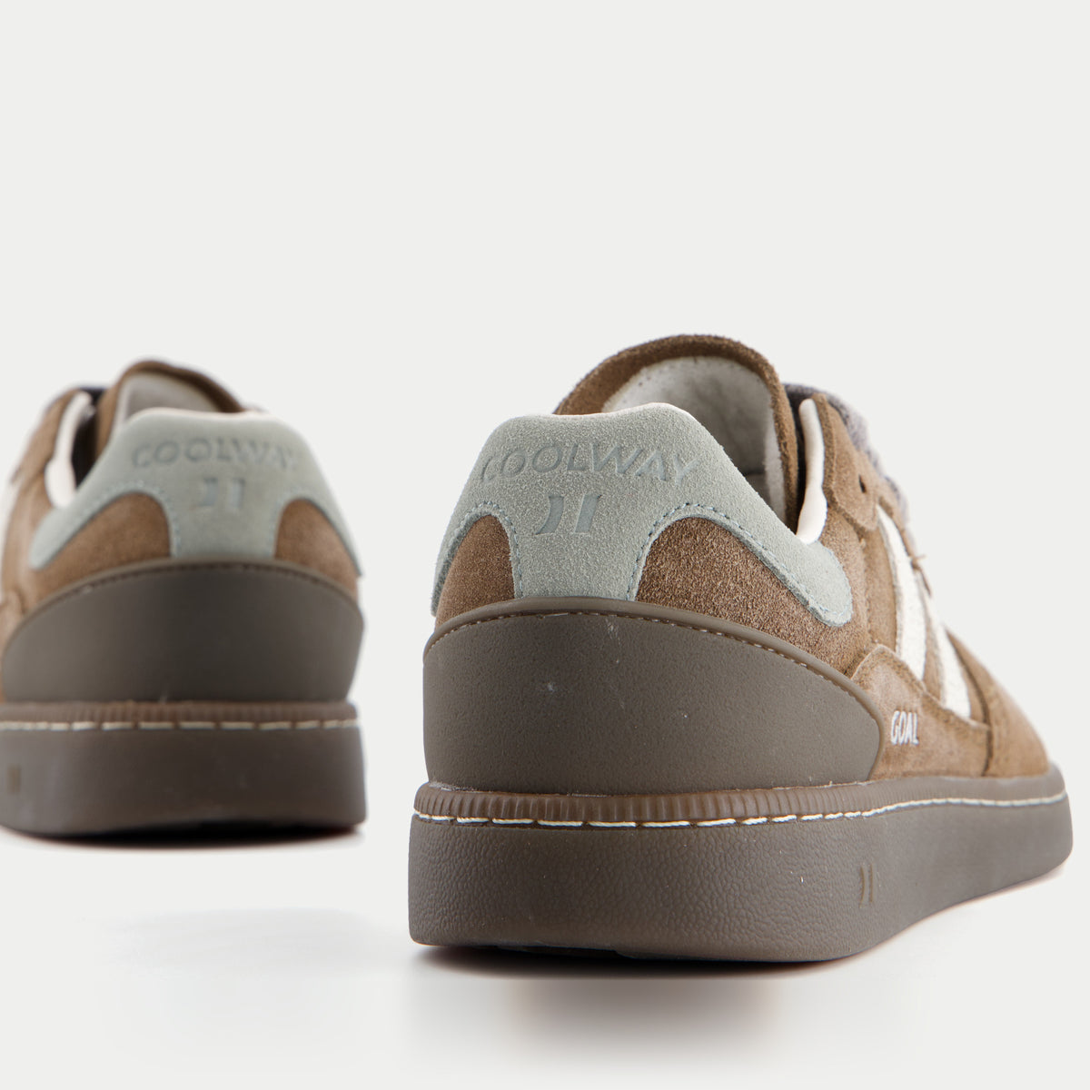 Baskets Goal Brown Washed brun tabac Coolway - paire vue de dos, contreforts sauge estampillés COOLWAY