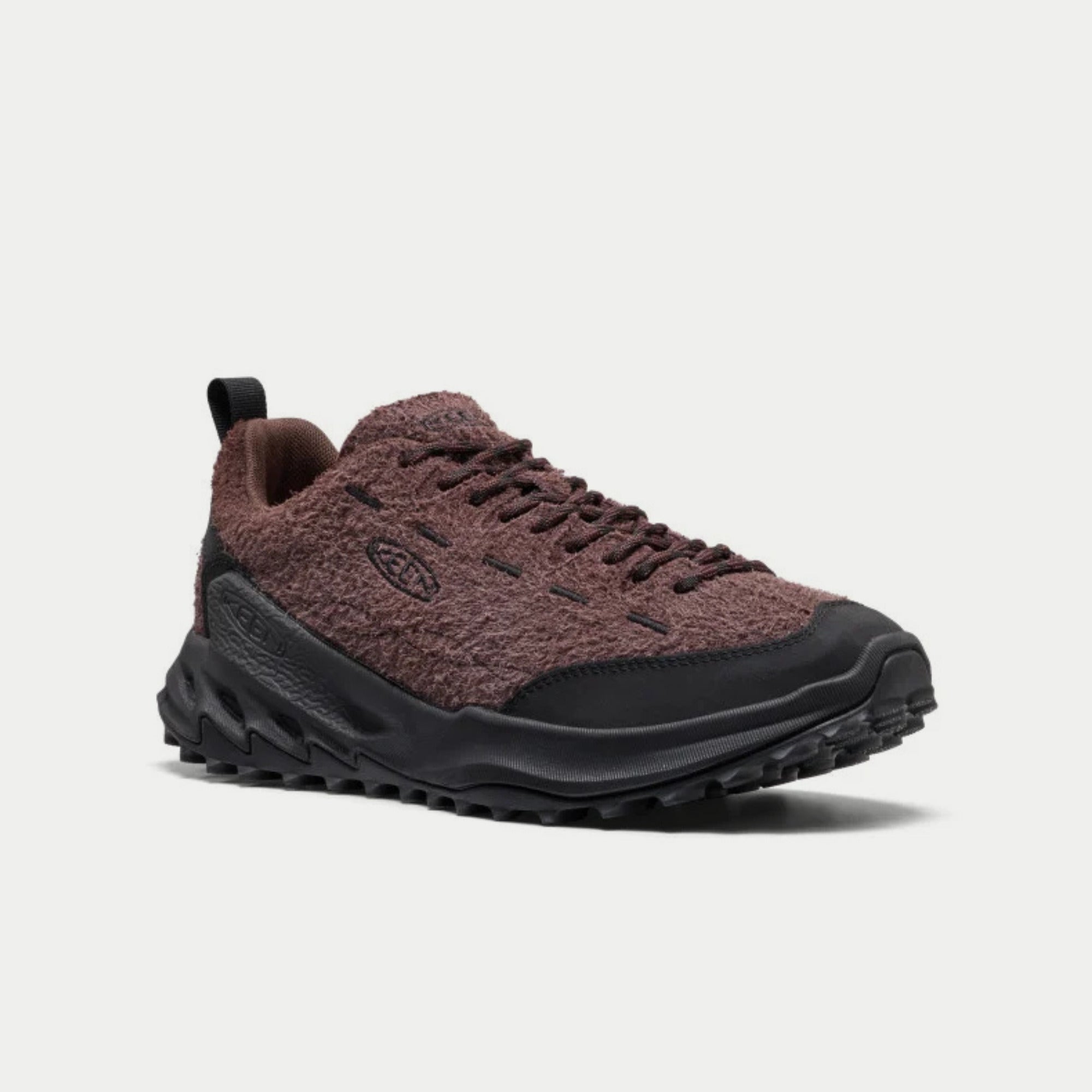 Baskets Jasper Zionic Java & Black KEEN - trois quarts avant, renfort de bout noir et daim brossé sur la tige
