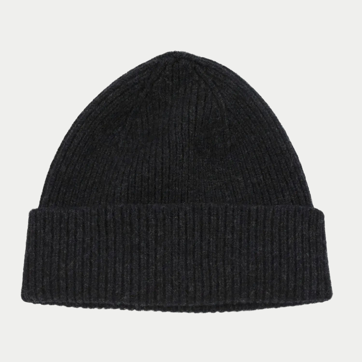 Bonnet Barra Mackie Charcoal, gris très foncé chiné, côtes fines en laine et angora, revers large, vu de face