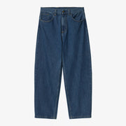 Brandon Pant Blue Stone Washed de Carhartt WIP à plat : bleu moyen adouci, marbrures claires sur les cuisses