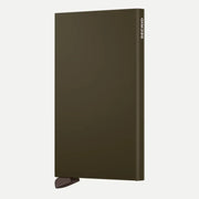 Porte-cartes aluminium vert olive foncé de face, arête biseautée et logo en clair