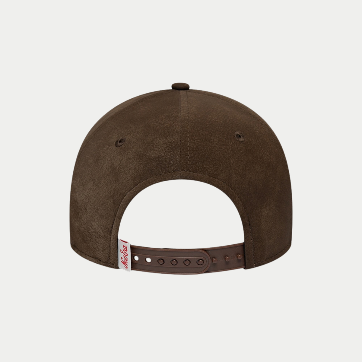 Casquette 9Forty E-Frame Moto Patch New Era - vue de dos, fermeture snapback marron et étiquette New Era rouge