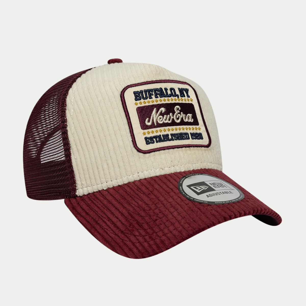 Casquette Trucker Cord Visor crème et bordeaux New Era - profil, filet bordeaux sur le côté
