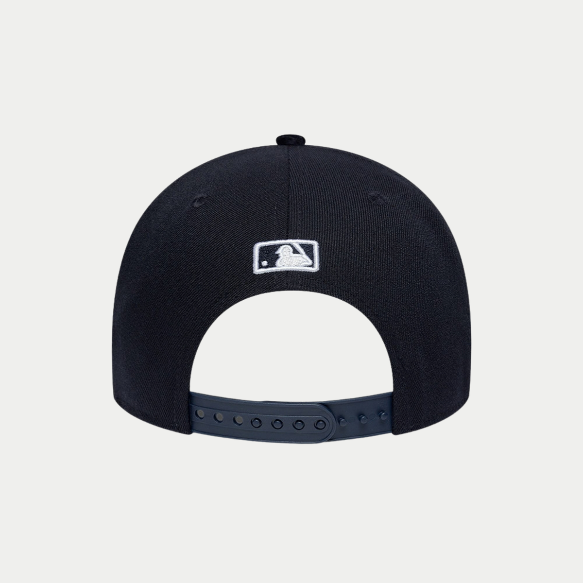 Casquette 9Forty Yankees Cord Visor bleu marine - dos, logo MLB brodé et fermeture snapback