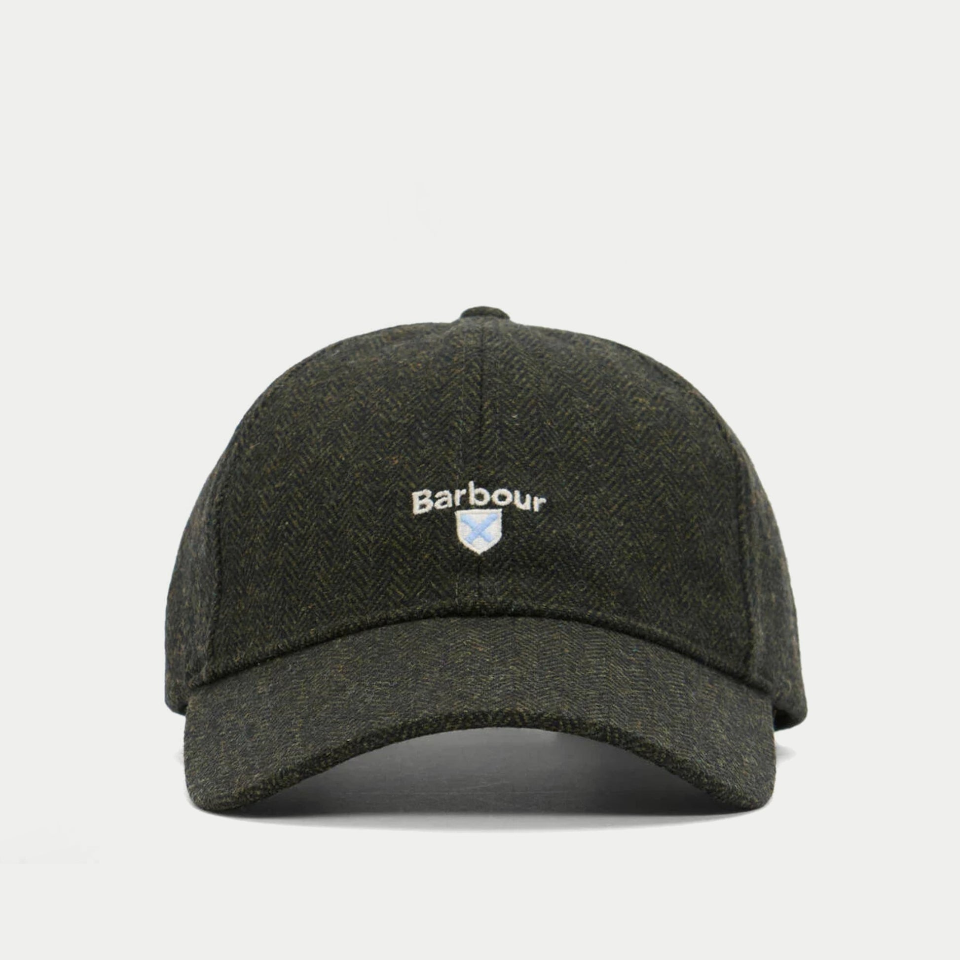 Casquette Barlow olive Barbour - vue de face, écusson Barbour brodé sur le devant