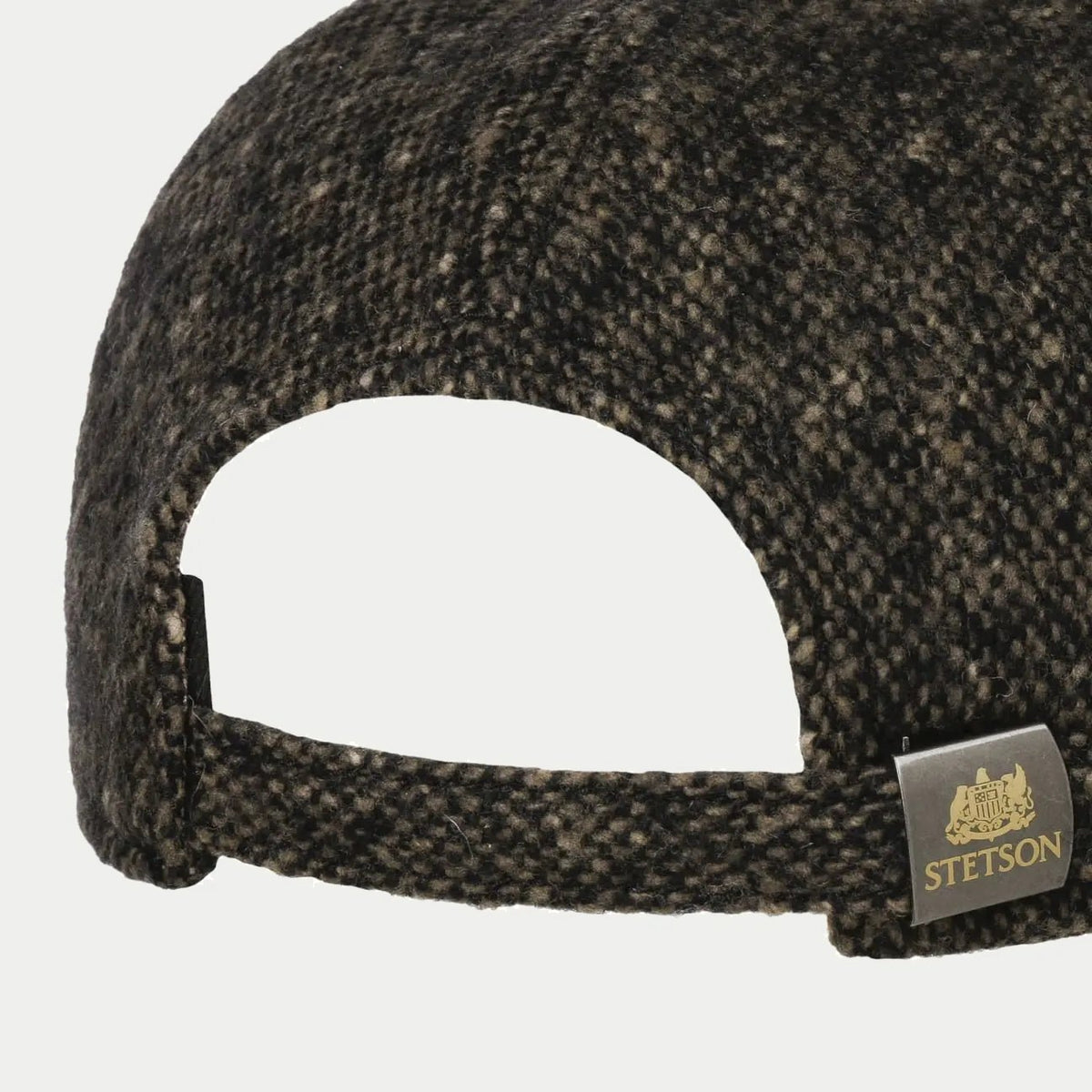 Arrière de la casquette Stetson Donegal anthracite : serrage réglable et plaque métallique Stetson