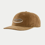 Casquette Corduroy Coriander Brown en velours côtelé camel, logo ovale brodé et visière souple