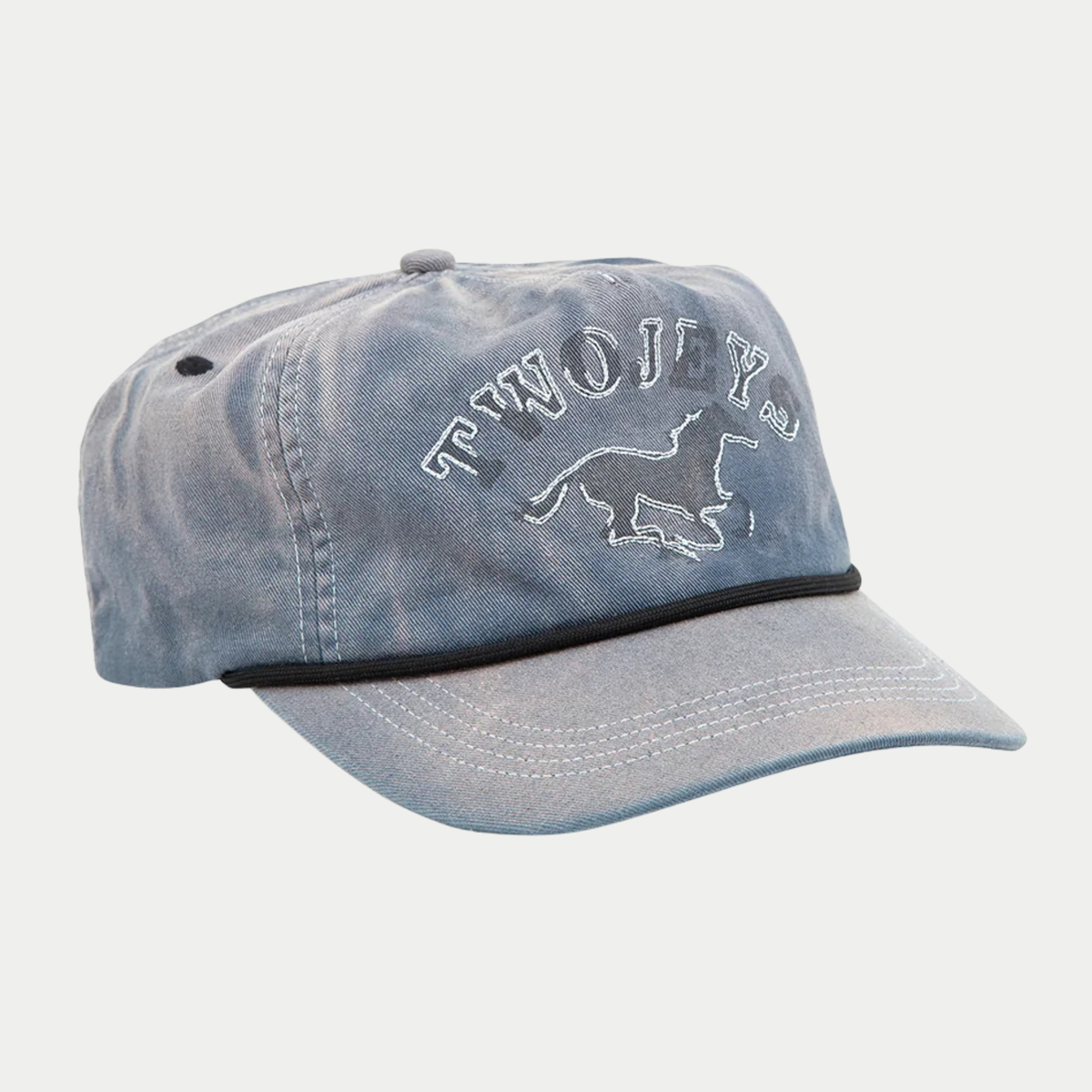 Casquette délavée Twojeys bleue de trois quarts, cheval et lettrage TWOJEYS brodés ton sur ton