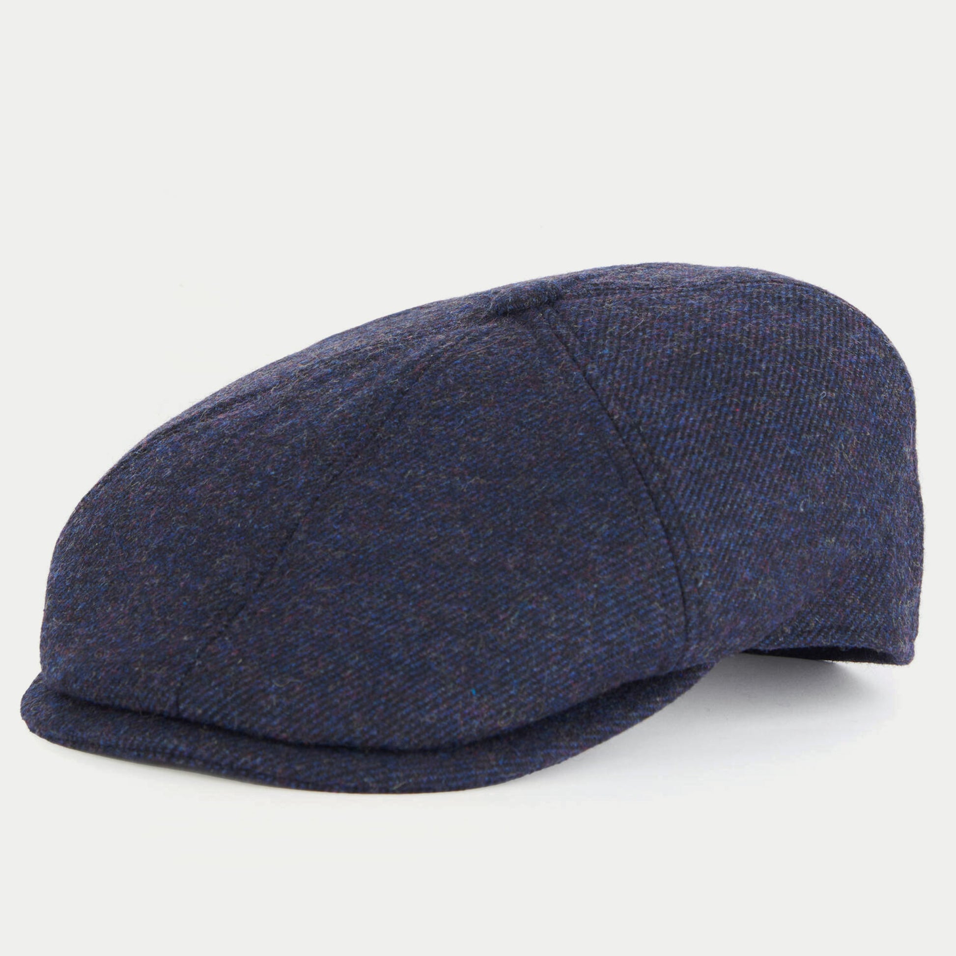 Casquette gavroche bleu marine Barbour - profil trois quarts, laine chinée et calotte à panneaux