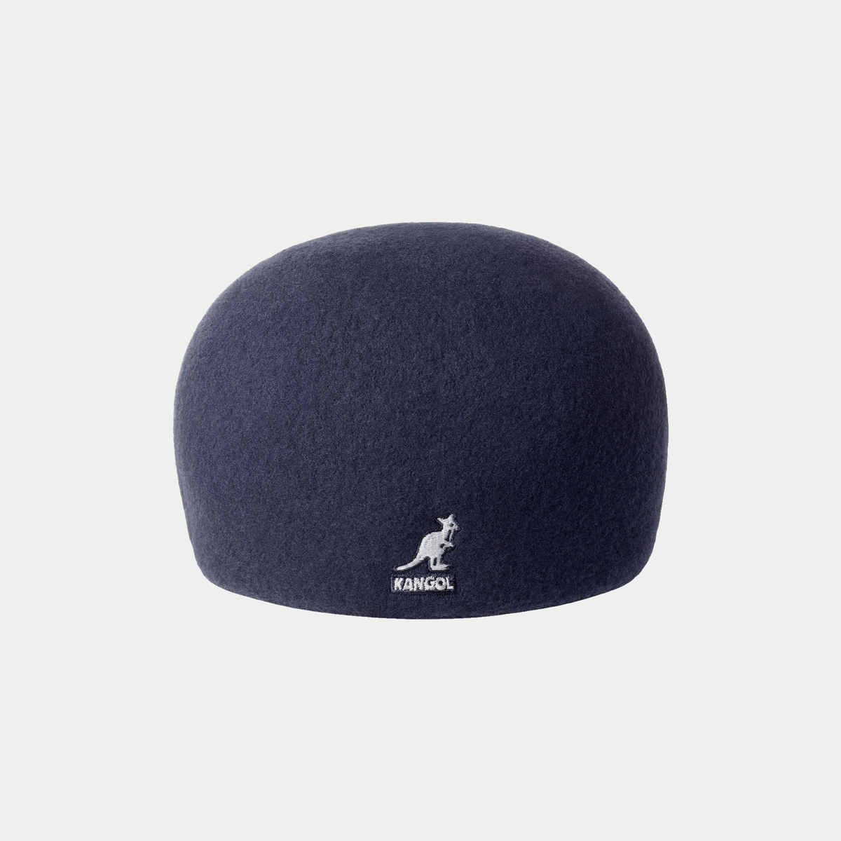 Casquette plate 507 Kangol en laine Bleu Marine, vue de dos, kangourou Kangol brodé blanc sur la couronne
