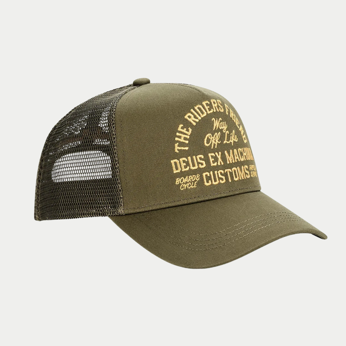Casquette trucker Shook Ones Olive Deus Ex Machina de trois quarts avant, devant en twill de coton et broderie dorée