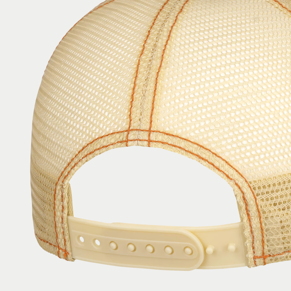 Dos de la casquette trucker Cowboy Coffee Company Stetson : filet crème à coutures orange et fermeture snapback crème