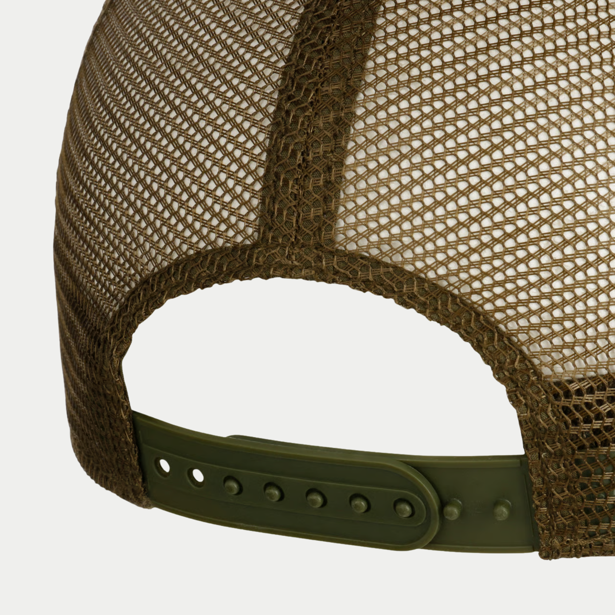 Dos de la casquette trucker Highway Stetson olive : filet brun et fermeture snapback à crans vert olive