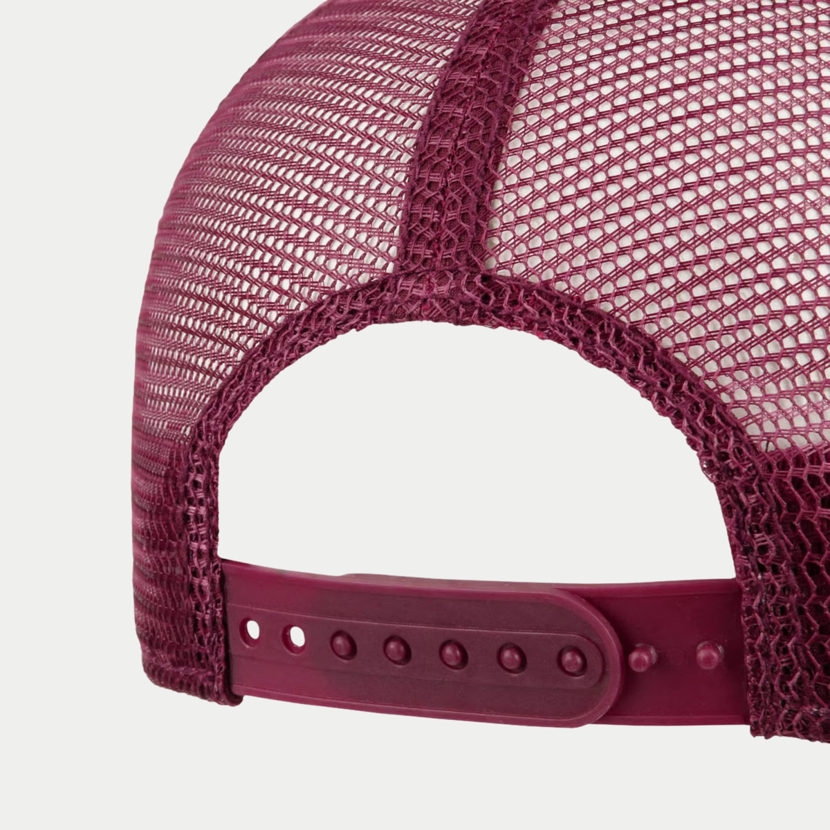 Dos de la casquette trucker The Plains Stetson : filet bordeaux et snapback à crans bordeaux