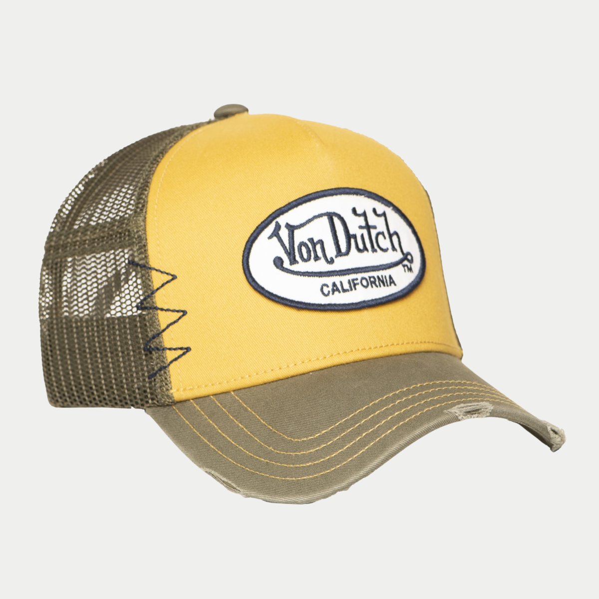 Casquette trucker Von Dutch Used de profil, filet kaki à zigzag bleu marine et visière effilochée