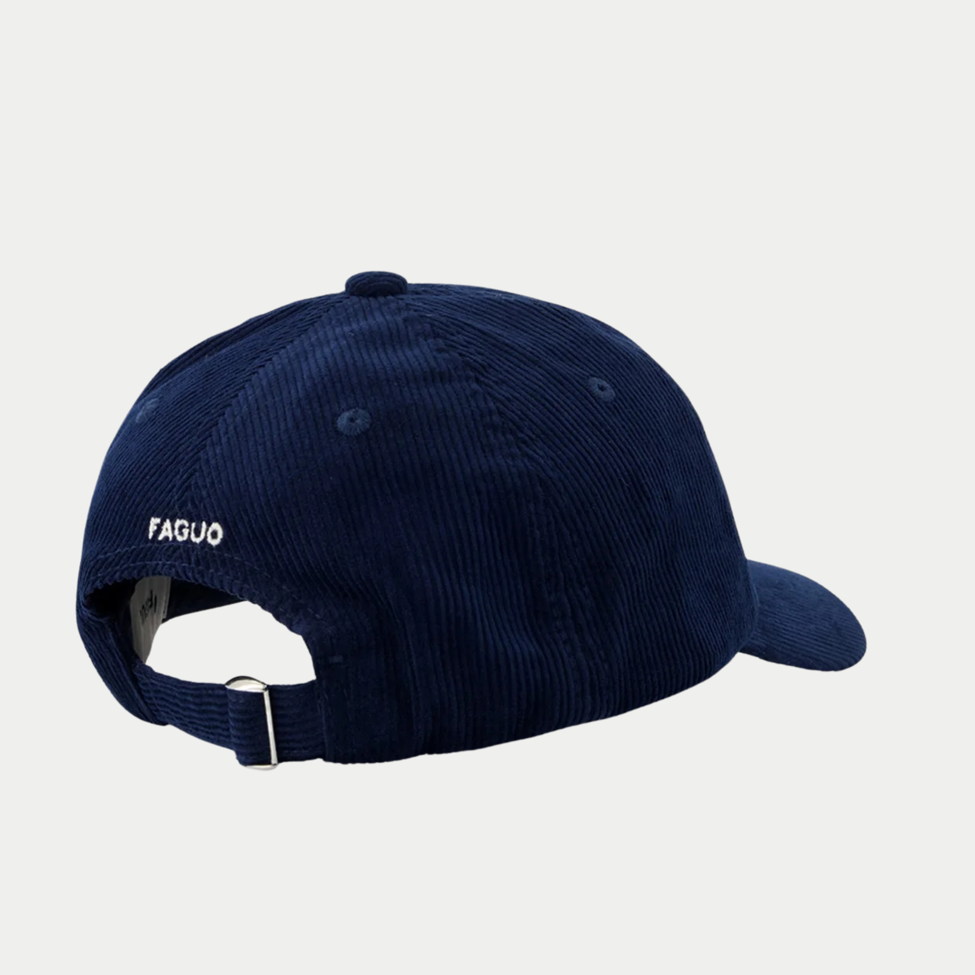 Dos de la casquette Faguo bleu foncé en velours côtelé : logo FAGUO brodé blanc et sangle réglable à boucle métallique
