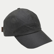Casquette Wax Sage de trois quarts, coton huilé foncé et étiquette tissée sur le côté