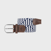 Ceinture tressée Casa BillyBelt bleu marine et blanc enroulée à plat, boucle métal brossé et embouts en cuir marron