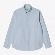 Chemise C-Logo Carhartt WIP bleu ciel à plat, col boutonné, poche poitrine et logo C brodé blanc