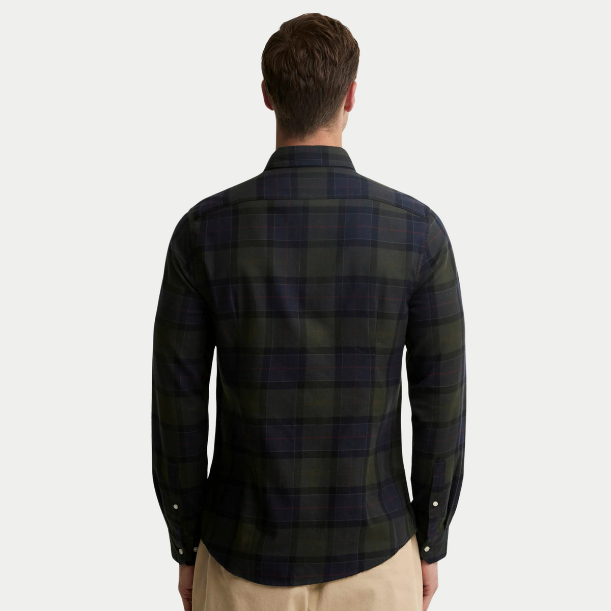 Chemise Barbour Fortrose Shadow Classic Tartan vue de dos, empiècement d'épaules et poignets boutonnés