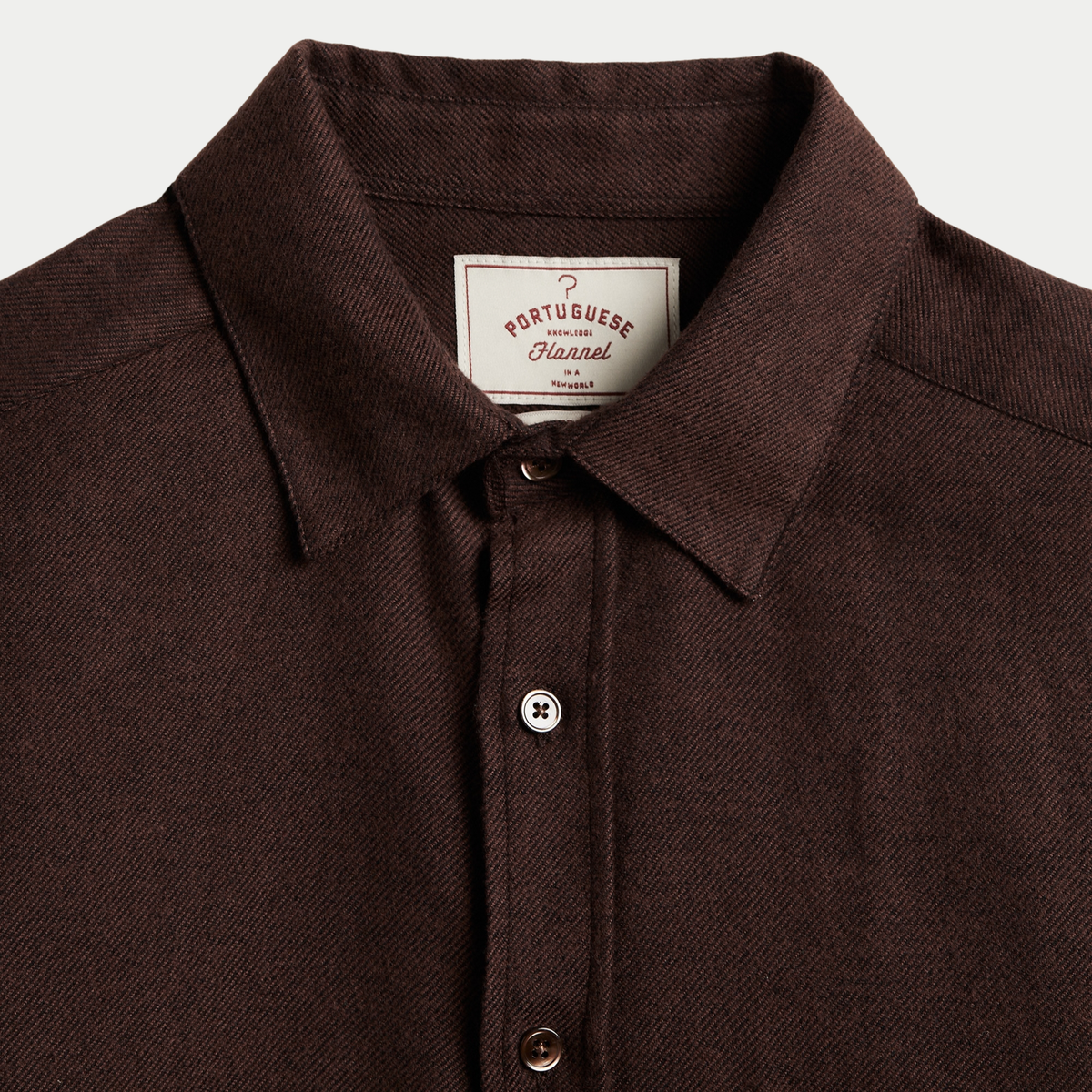 Col classique et étiquette Portuguese Flannel de la chemise Teca Marron