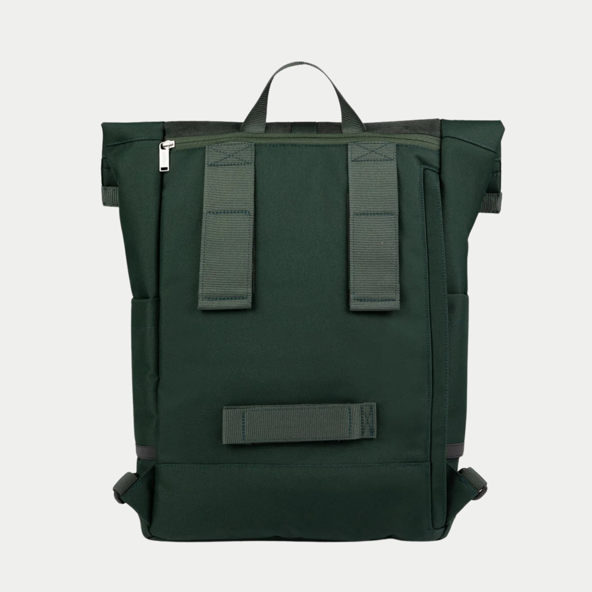 Dos du sac à dos Cycling Medium vert foncé Faguo, bretelles repliées et rangées pour le passage en sacoche de porte-bagage