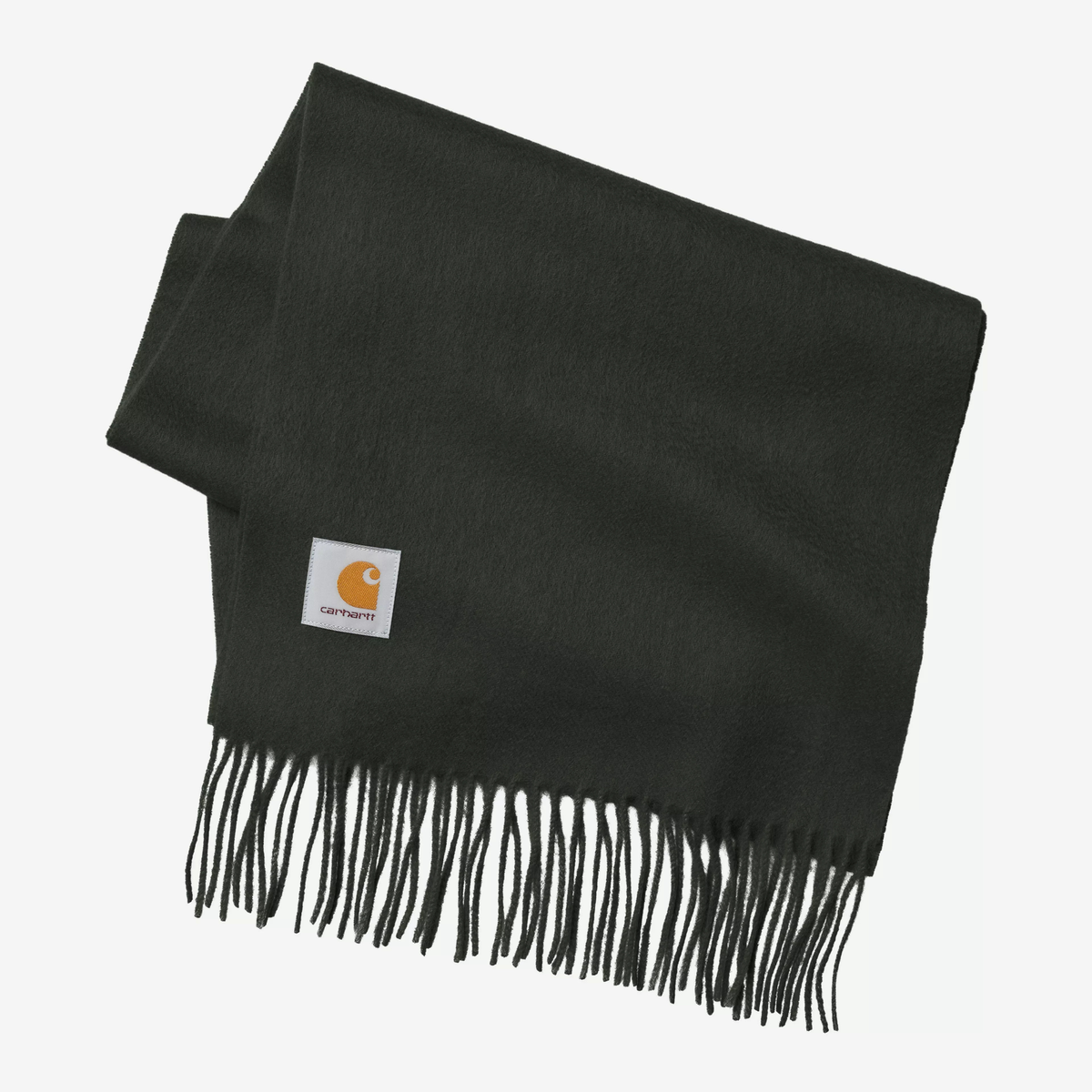 Écharpe Carhartt WIP Clan Raven vert sapin très sombre, pliée à plat : laine brossée, franges et étiquette logo carrée