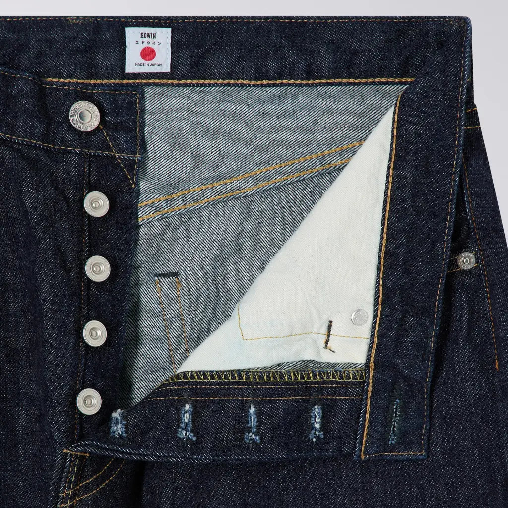 Ceinture ouverte du jean Selvedge Wide Pant, braguette à cinq boutons argentés et étiquette japonaise